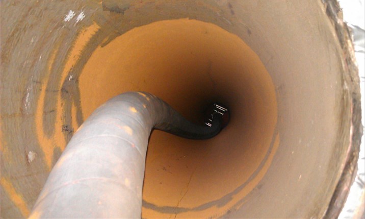 管道內壁噴砂.jpg 管道內壁噴砂.jpg